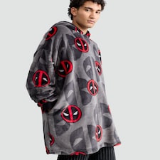 Deadpool Print Fleece Hooded Blanket in Black