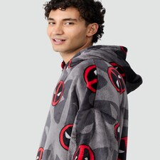 Deadpool Print Fleece Hooded Blanket in Black thumbnail 2