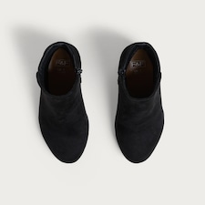 F&F Textured Block Heel Ankle Boots in Black thumbnail 2