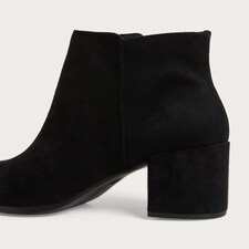 F&F Textured Block Heel Ankle Boots in Black thumbnail 3