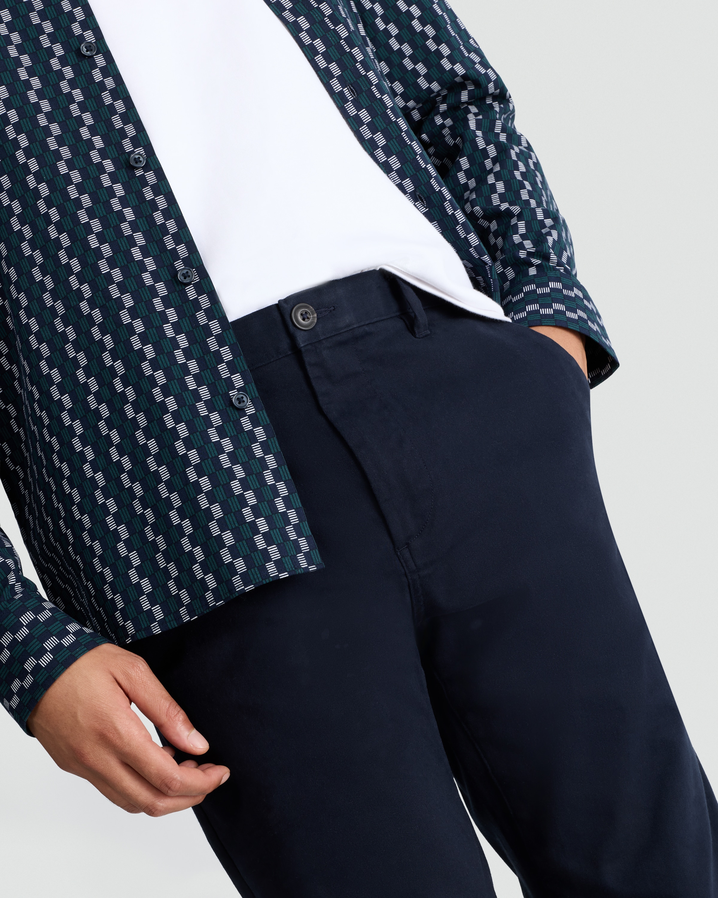 F&F Slim Leg FREEFIT® Chino Trousers in Navy thumbnail 2
