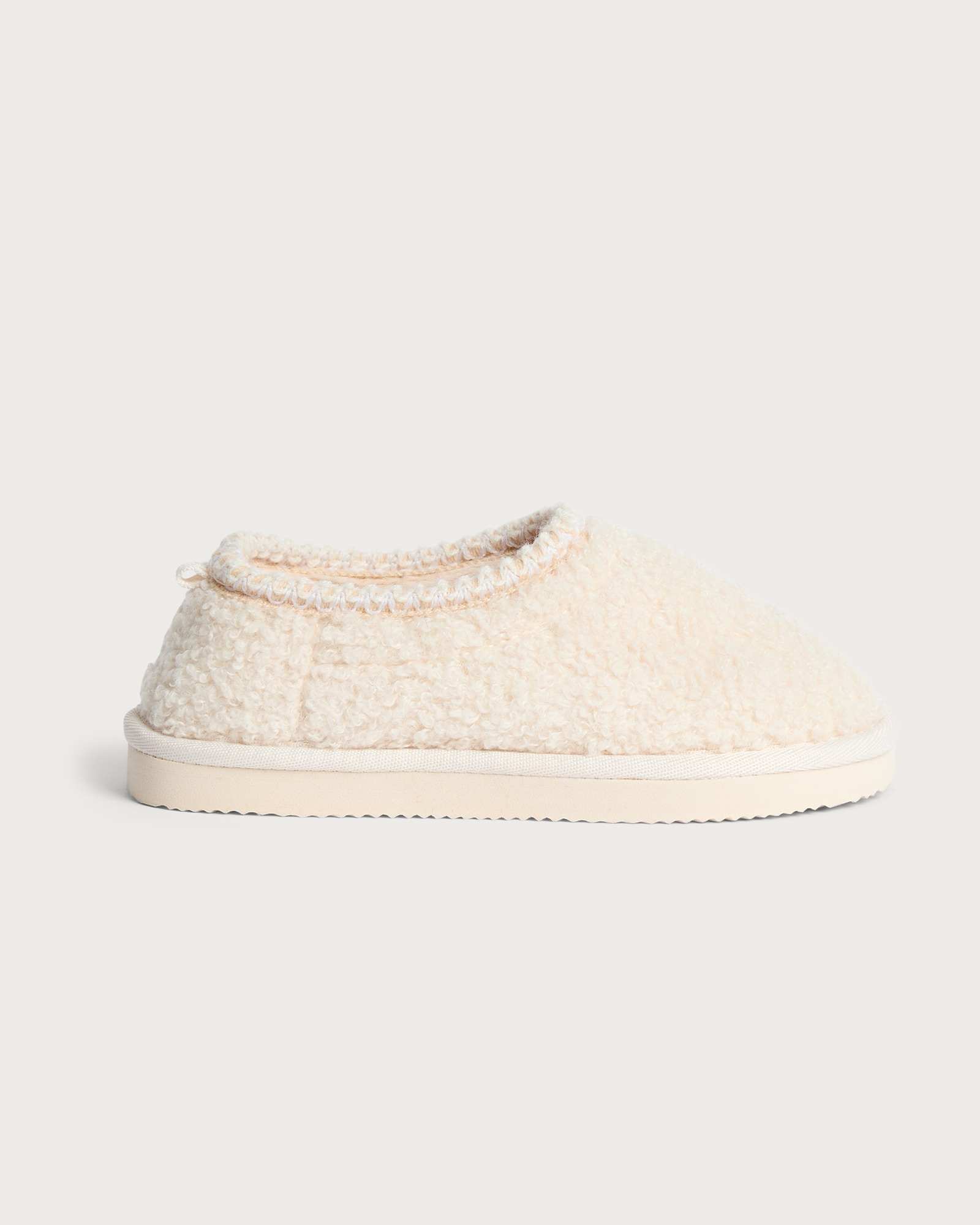 F&F Girls Borg Textured Mule Slippers in Neutral