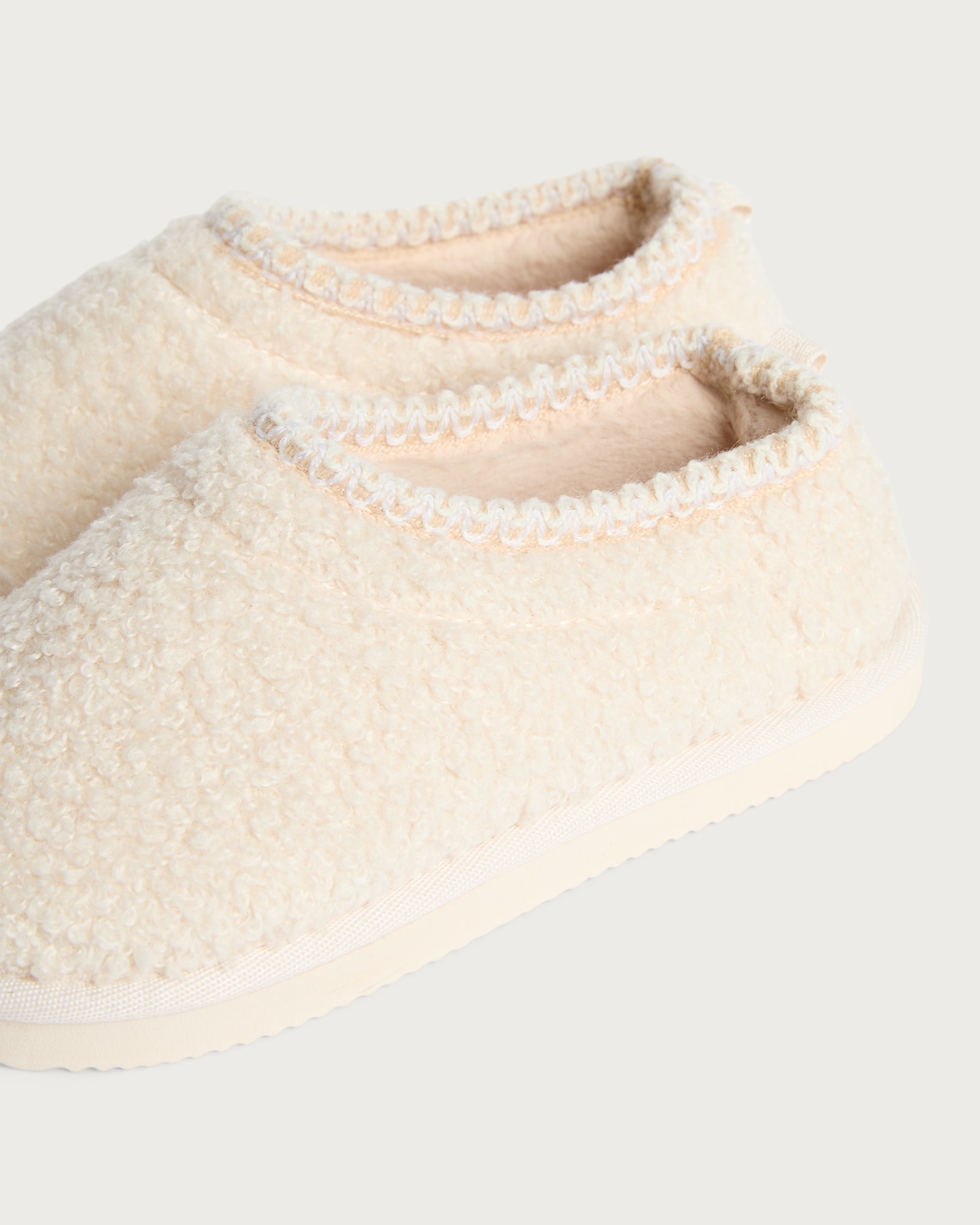 F&F Girls Borg Textured Mule Slippers in Neutral thumbnail 3