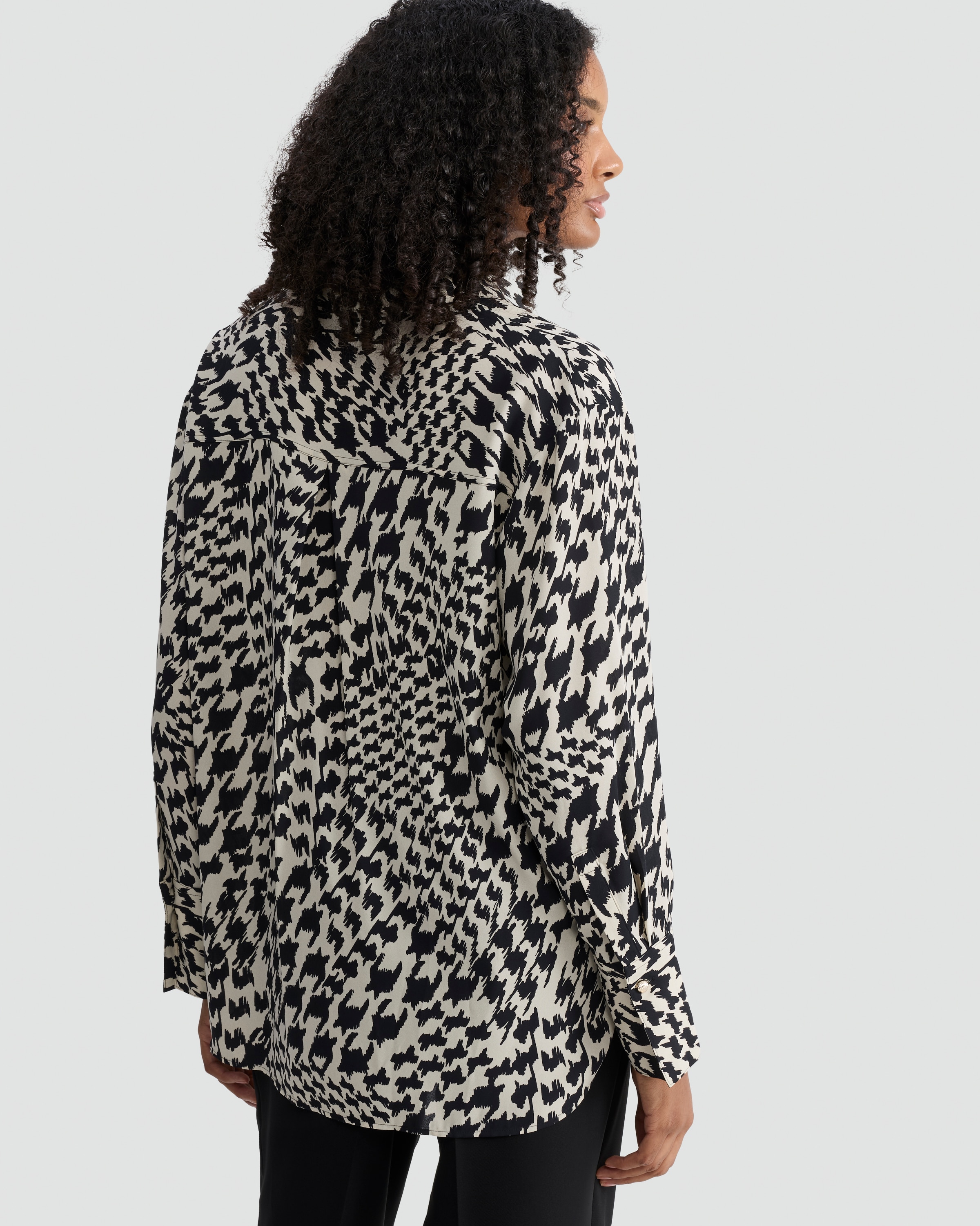 F&F Houndstooth Print Collared Blouse in Multi Black White thumbnail 3