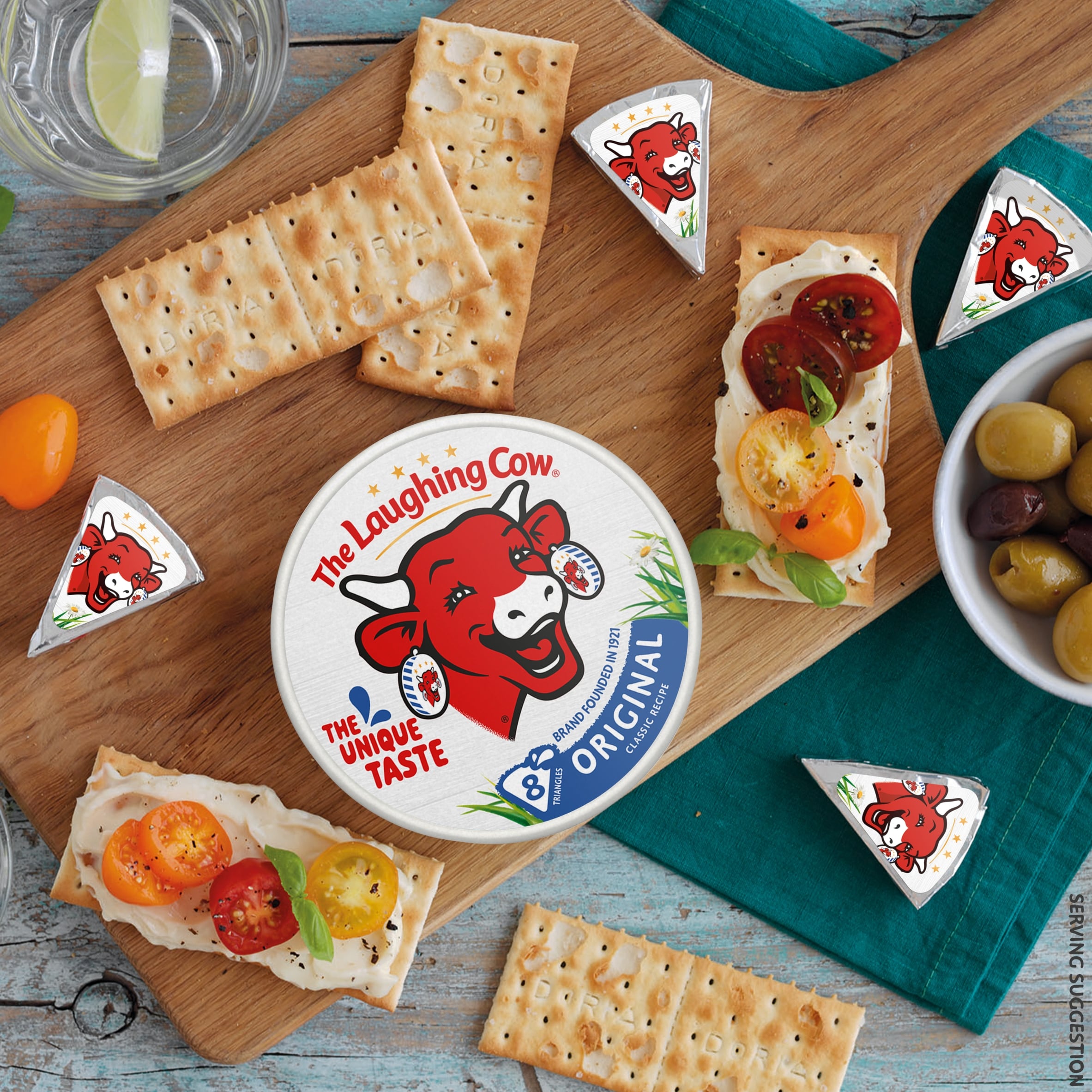 The Laughing Cow Original Cheese Spread Triangles 8 x 120g thumbnail 2