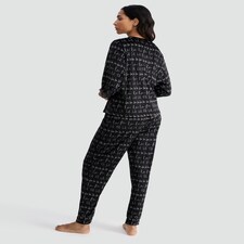 F&F Fleece La La La Print Top and Bottoms Pyjamas in Black thumbnail 3