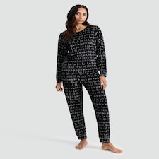 F&F Fleece La La La Print Top and Bottoms Pyjamas in Black thumbnail 2