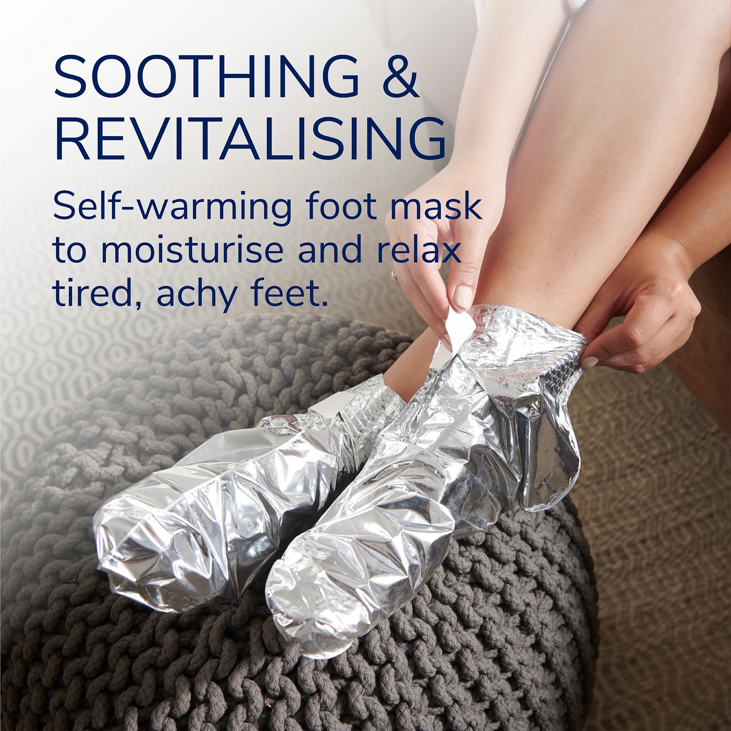 Dr Scholl's Soothe & Revitalise Foot Mask thumbnail 2