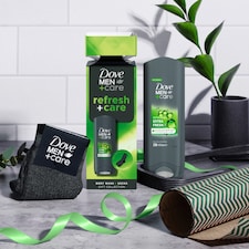 Dove Men+Care Refresh & Care Body Wash & Socks Giftset thumbnail 2
