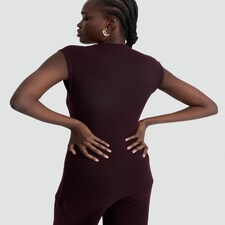 F&F Ribbed Sleeveless Asymmetric Top in Burgundy thumbnail 3