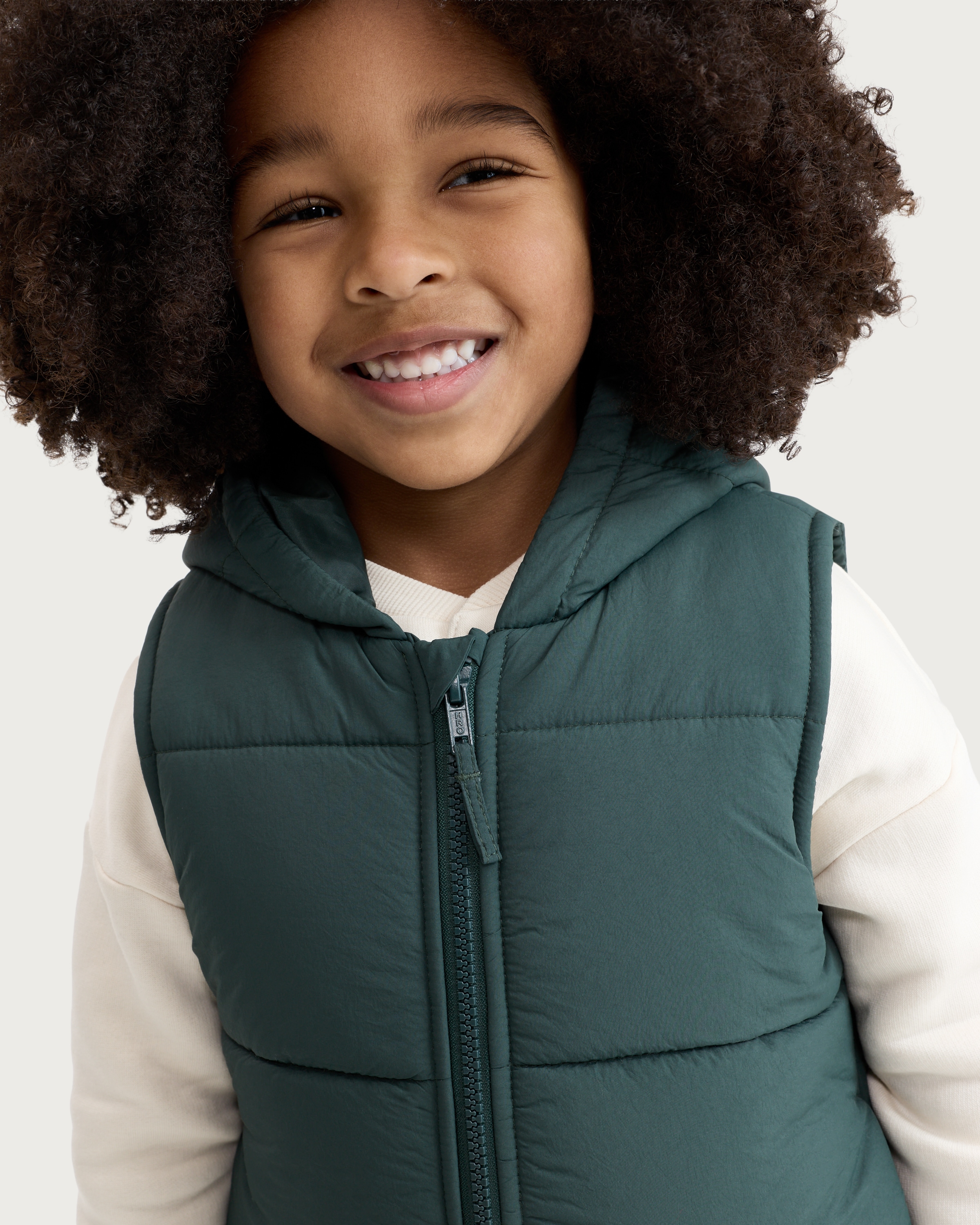 F&F Boys 2-Piece Hooded Gilet and Jumper Set in Green thumbnail 2