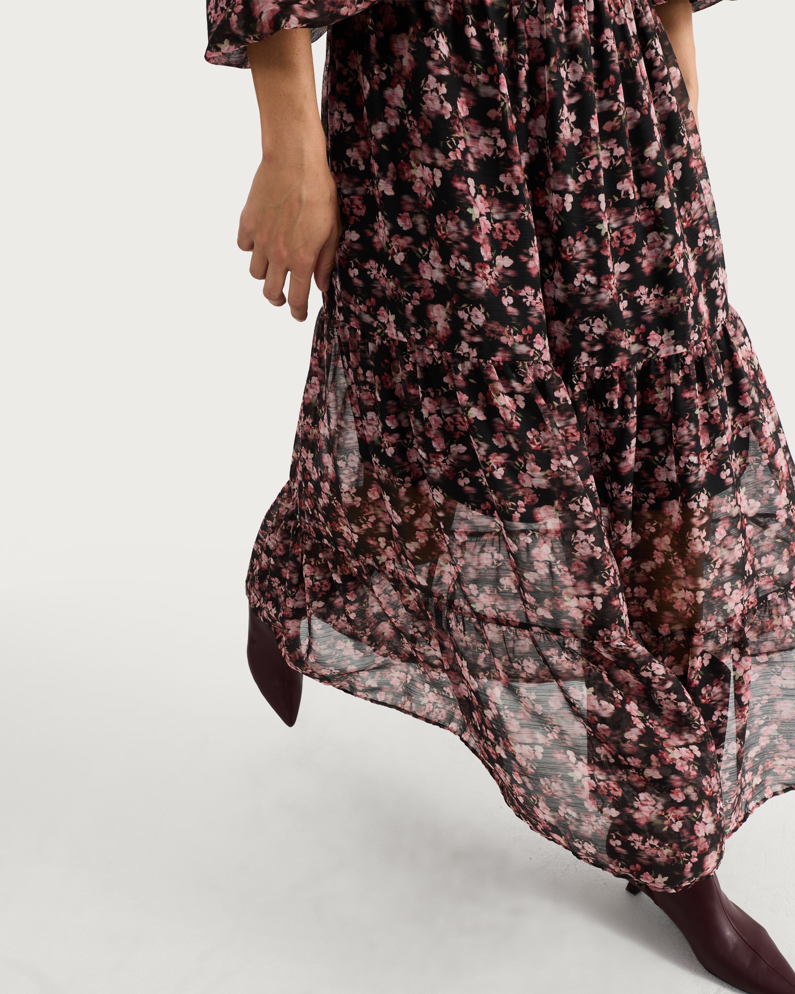 F&F Floral Tiered Co-ord Midi Skirt in Multi Black thumbnail 2