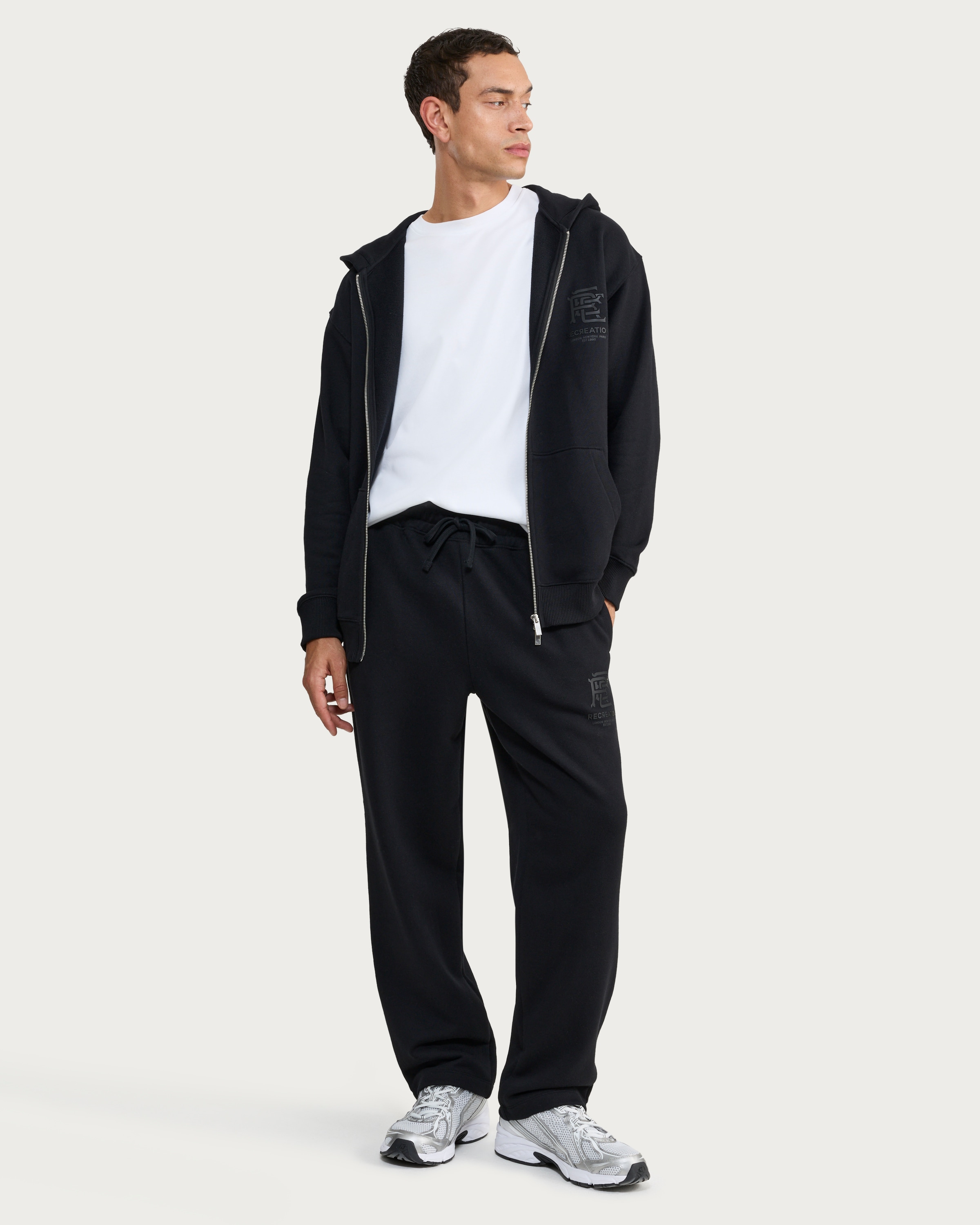 F&F Active EVERYHOUR Heavyweight Oversized Joggers in Black thumbnail 2