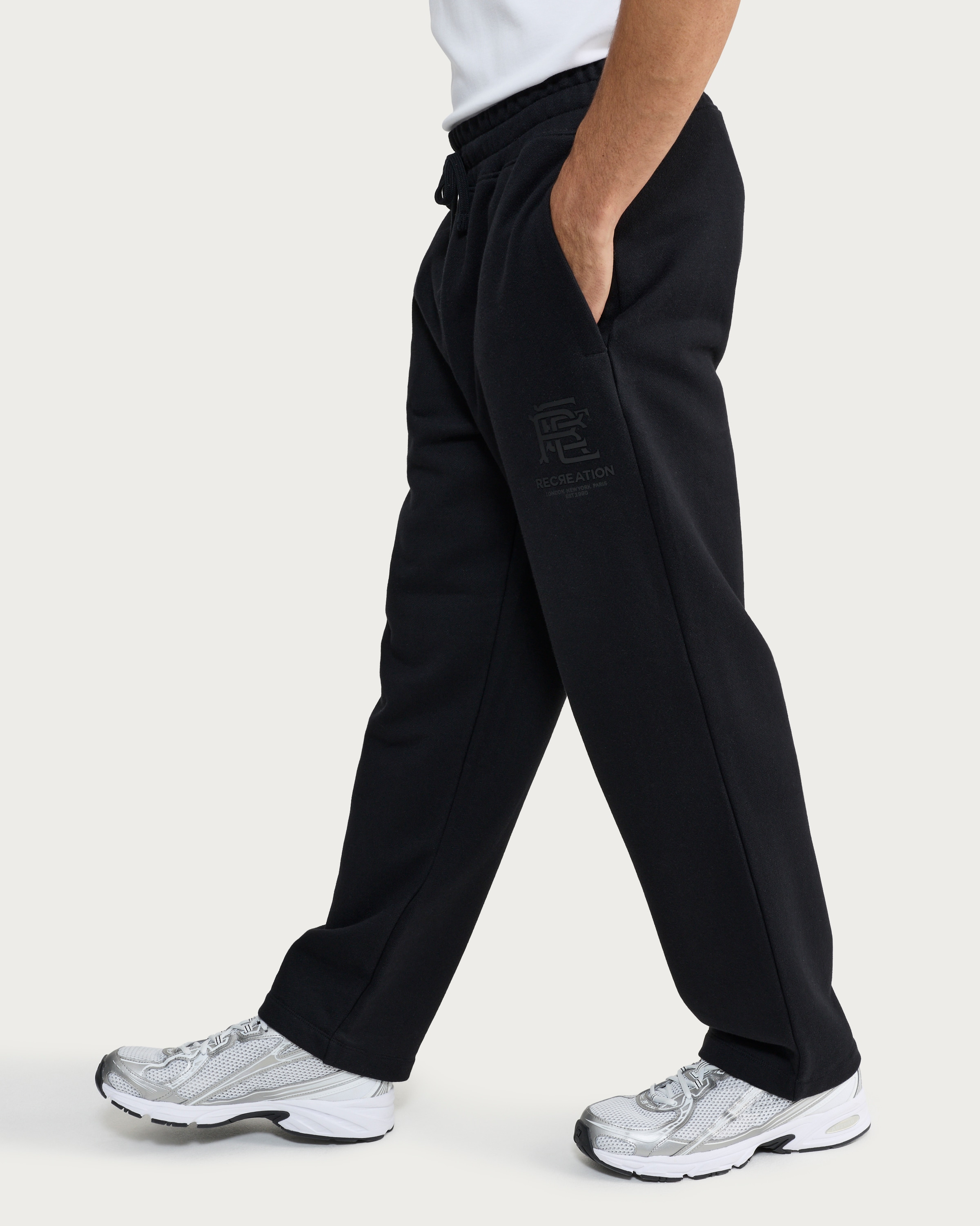 F&F Active EVERYHOUR Heavyweight Oversized Joggers in Black thumbnail 3