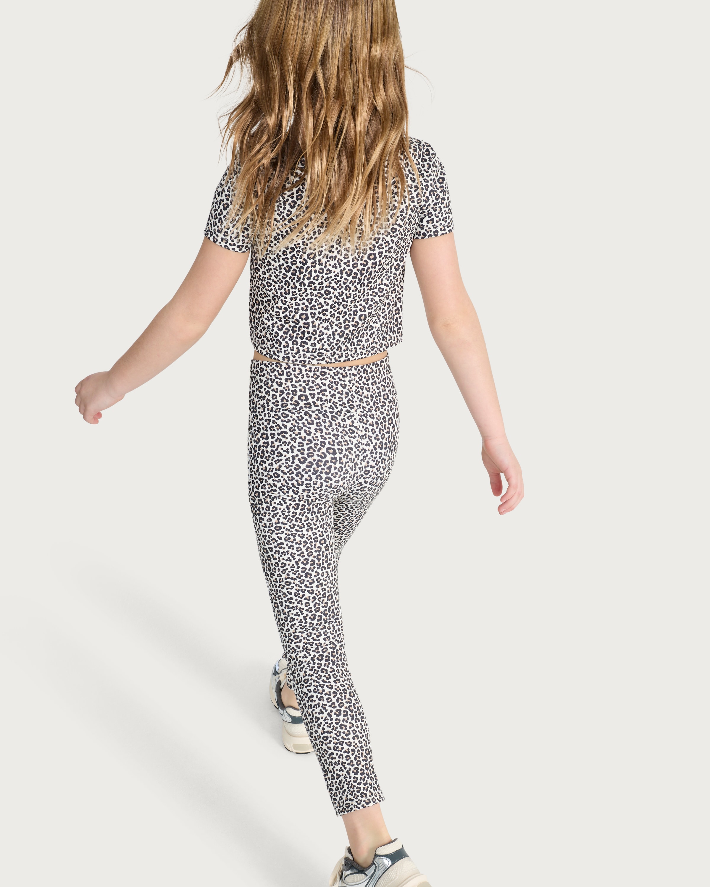 F&F Active Girls ULTRAMOVE 2-Piece Leopard Print T-Shirt and Leggings Set in Multi Brown thumbnail 3