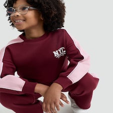 F&F Girls NYC Brooklyn Sweatshirt and Joggers Set in Burgundy
