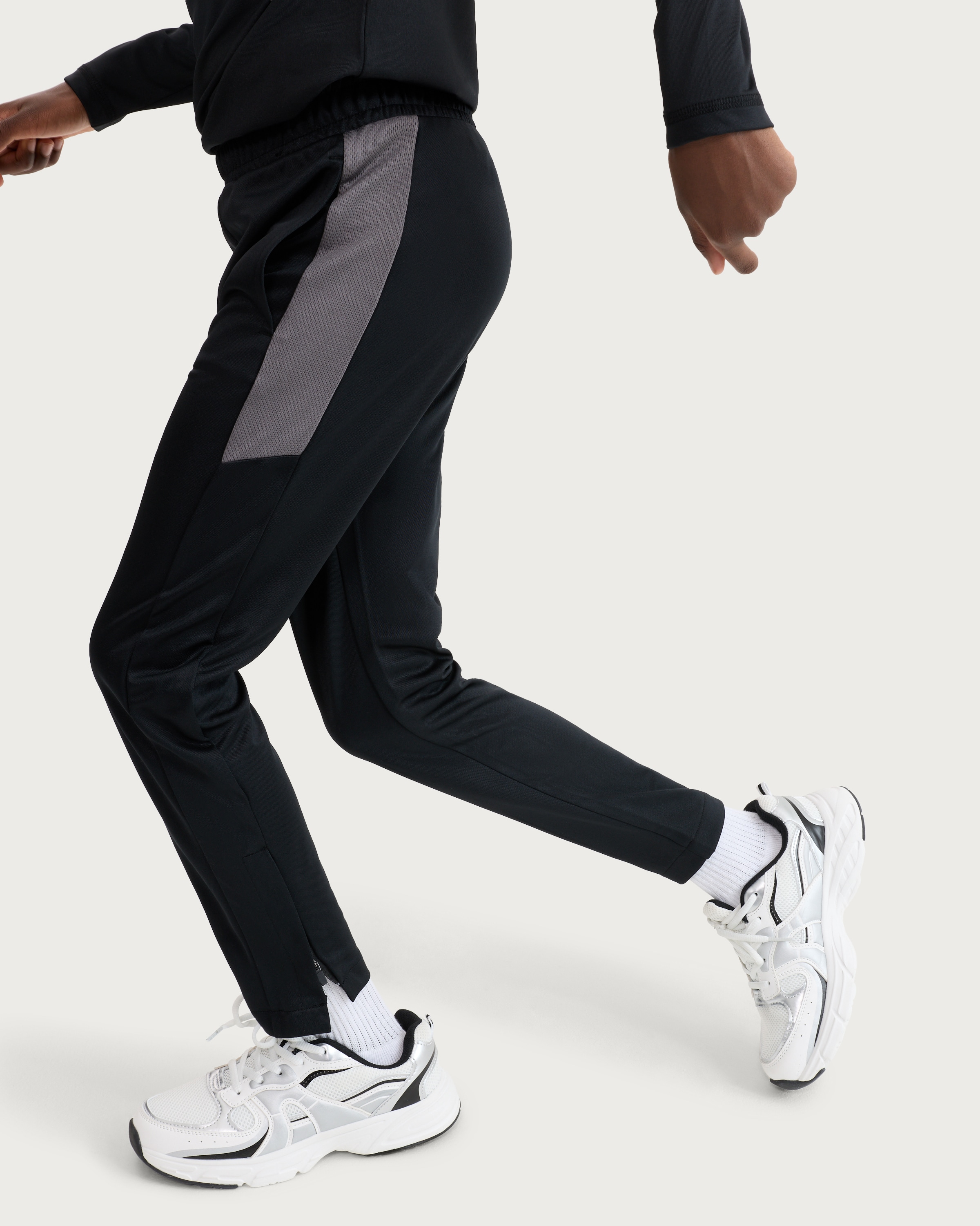 F&F Active Boys ULTRAMOVE Side Panel Zip Hem Trousers in Black