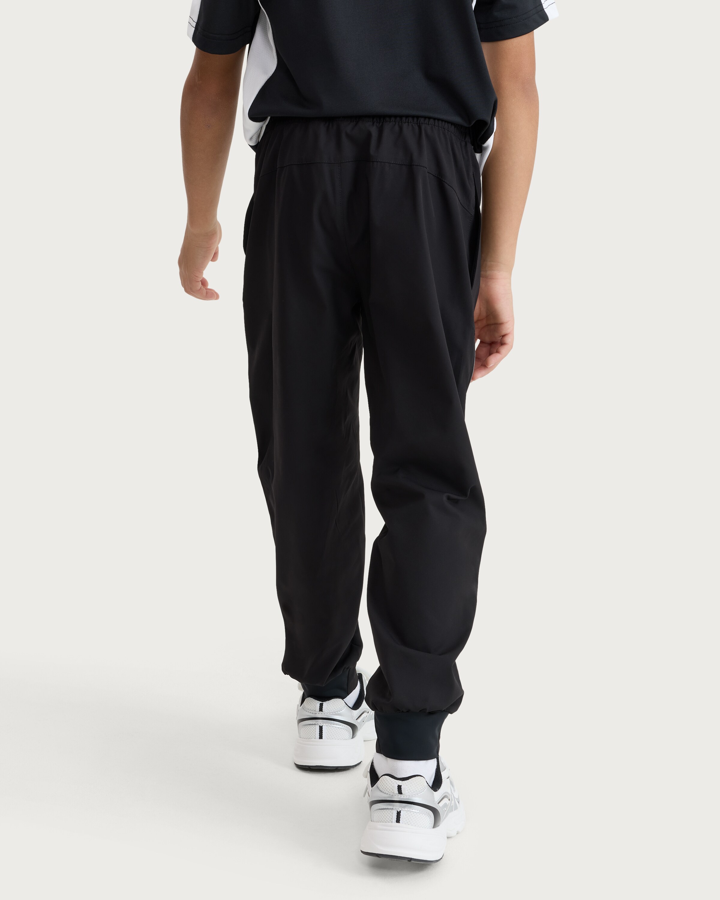 F&F Active Boys ULTRAMOVE Sports Trousers in Black thumbnail 3