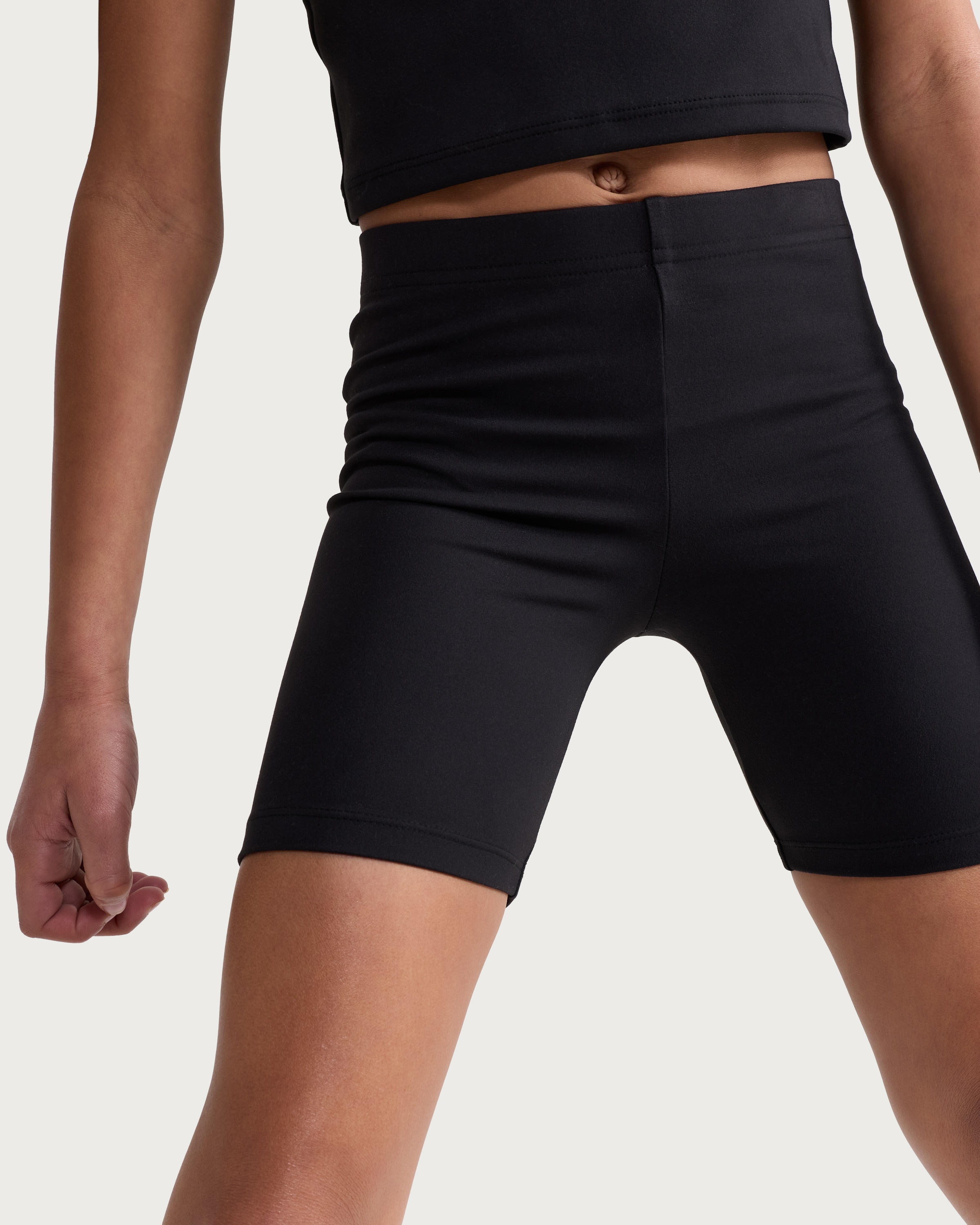 F&F Active Girls ULTRAMOVE Cycling Shorts in Black thumbnail 3