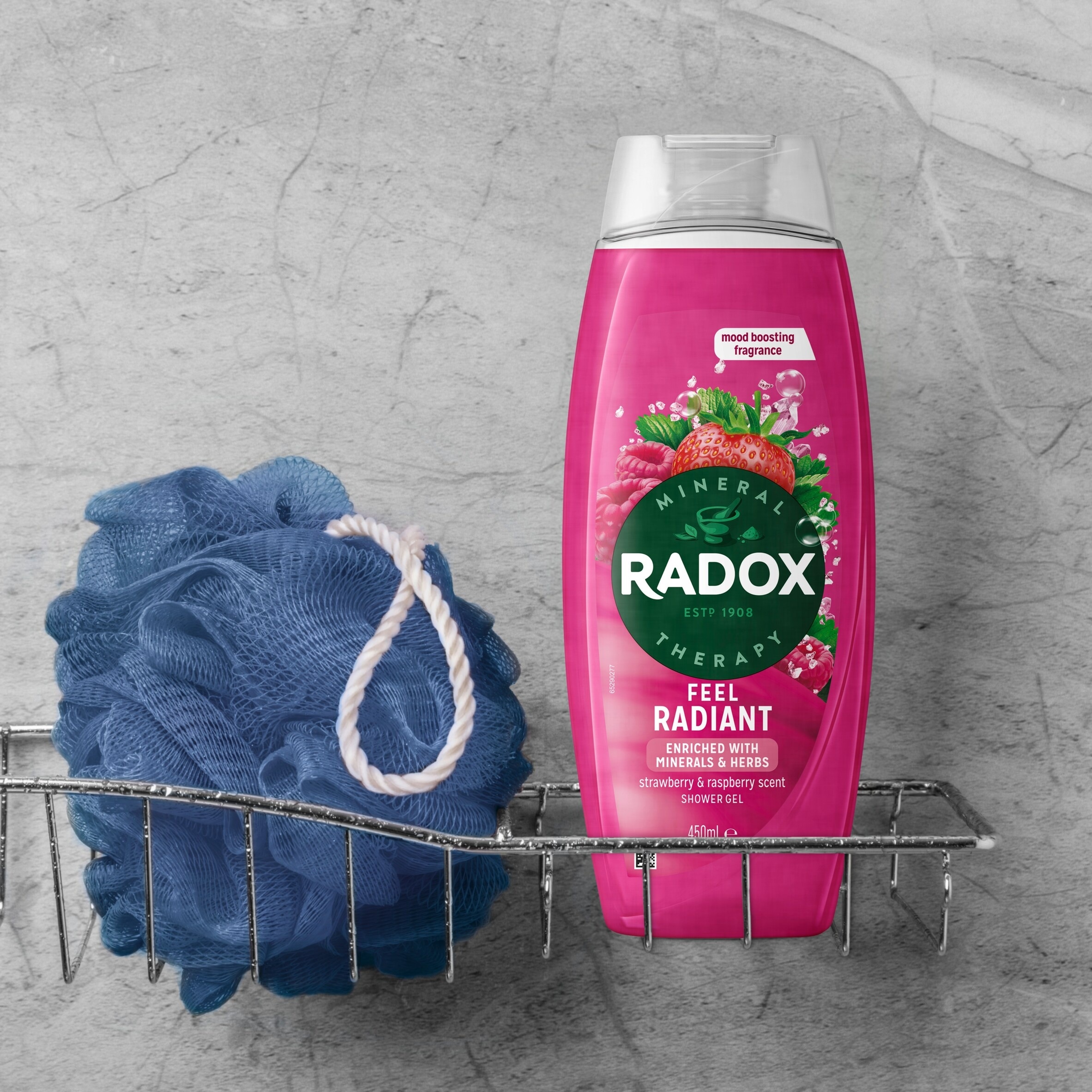 Radox Strawberry Feel Radiant Shower Gel Body Wash 450ml thumbnail 3