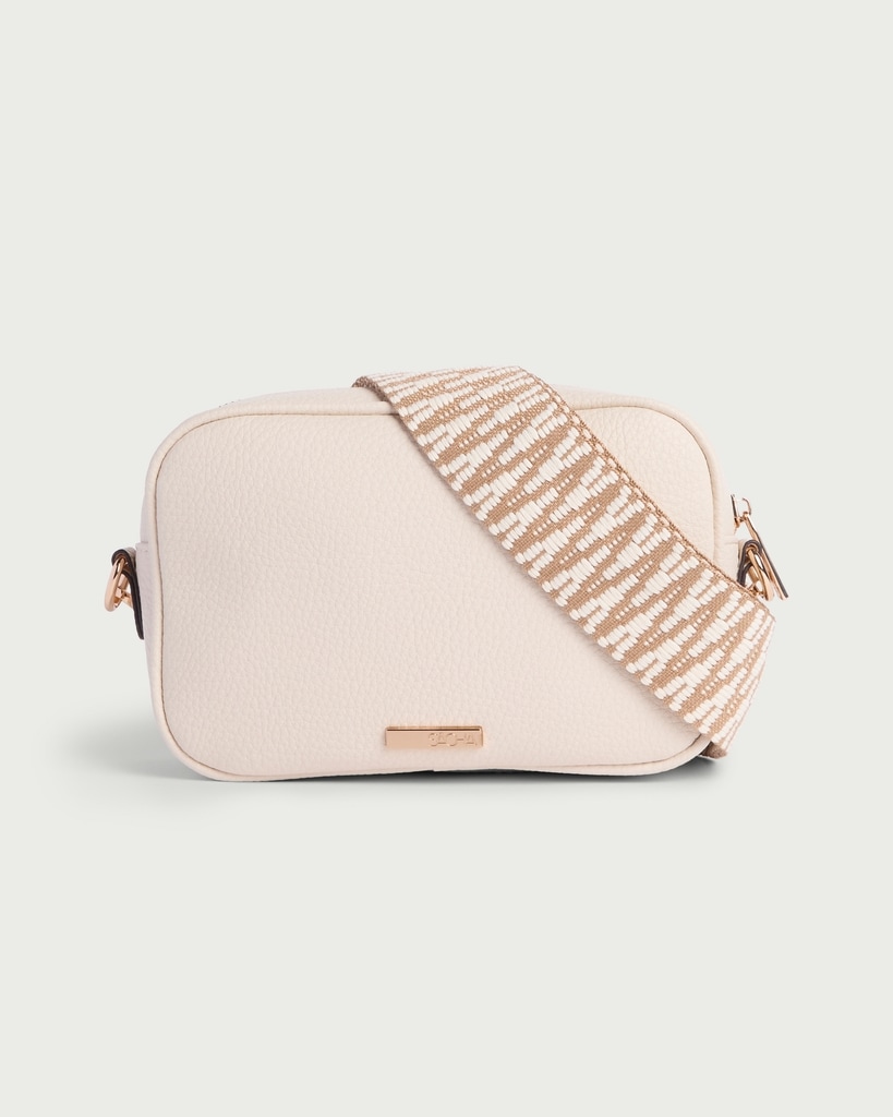 SACHA Crossbody Camera Bag in Cream