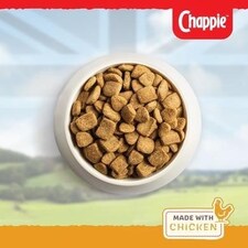 15kg Chappie Complete Dry Adult Dog Food Chicken & Wholegrain Cereal thumbnail 4