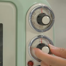 Ariete 97904 Vintage Mini Oven, 18 Litre, 1380 W, Green thumbnail 3