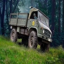 Revell German Unimog 404 S Model Set (1:35 Scale)