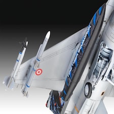 Revell Turkish F-16D Fighting Falcon Model Set (1:72 Scale) thumbnail 5
