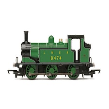 Hornby Railroad J83 0-6-0T 8474 LNER