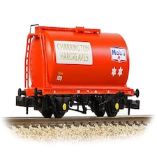 Graham Farish 45t Class B TTA Tank Charrington Hargreaves/Mobil 109