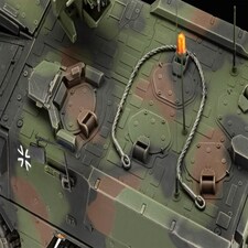 Revell German GTK Boxer GTFz Kit (1:35 Scale) thumbnail 4