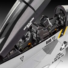 Revell US Boeing F/A18F Super Hornet (1:72 Scale) thumbnail 3