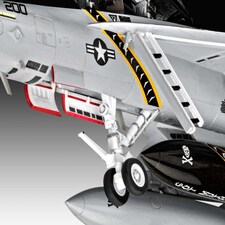 Revell US Boeing F/A18F Super Hornet (1:72 Scale) thumbnail 4