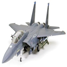 Tamiya Boeing F-15E Strike Eagle with Bunker Buster (1:32 Scale)