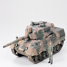 Tamiya West German Leopard A4 (1:35 Scale)