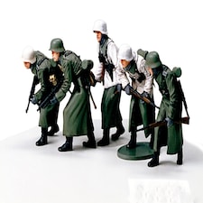 Tamiya German Assault Infantry in Winter Uniform (1:35 Scale)