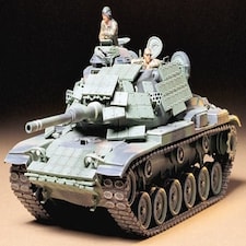 Tamiya US M60A1 with Reactive Armour (1:35 Scale)