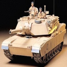 Tamiya US M1A1 Abrams Tank (1:35 Scale)