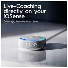 Oral-B iO 10 White Electric Toothbrush thumbnail 4