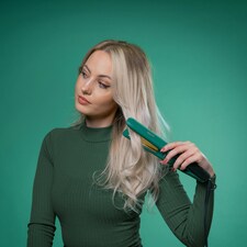 Gtech StyleOnic Turbo ION Compact Straighteners (Teal) thumbnail 3