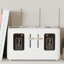 Cello Digital 4 Slice Toaster with touch control and timer thumbnail 3