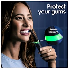 Oral-B iO 9 Black & Rose Electric Toothbrush Designed By Braun thumbnail 7