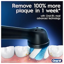 Oral-B iO 3 Black & Blue Electric Toothbrushes thumbnail 3