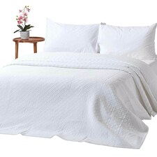 Homescapes White Cotton Contemporary Diamond Pattern Matelassé Bedspread - King | White