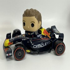 Max Verstappen And Car Red Bull Formula 1 F1 Vinyl Figure 15 cm x 12 cm Funko Pop 72617 thumbnail 6