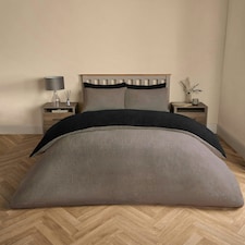 OHS Luxury Teddy Fleece Reversible Duvet Cover and Pillowcase Bedding Set | Multi | Black/Natural | King thumbnail 4